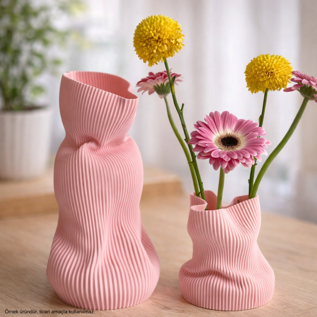 Dalgalı Form Pembe Seramik Vazo Seti (2’li)