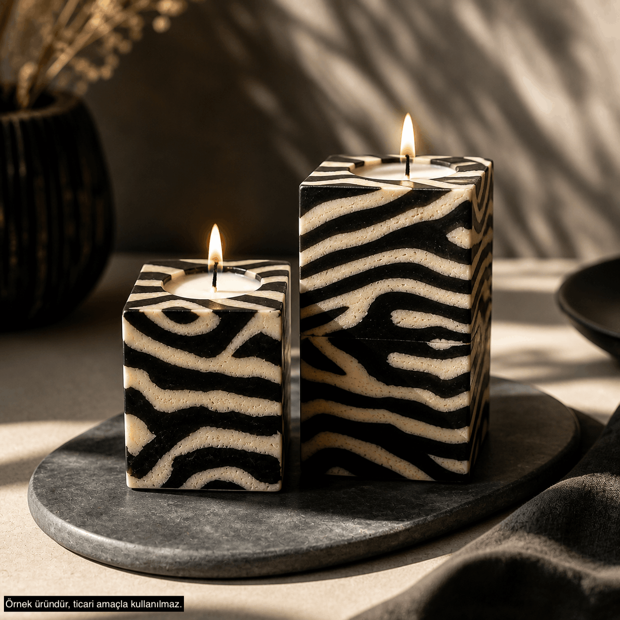 Zebra Desenli Dekoratif Mum Seti (2’li)