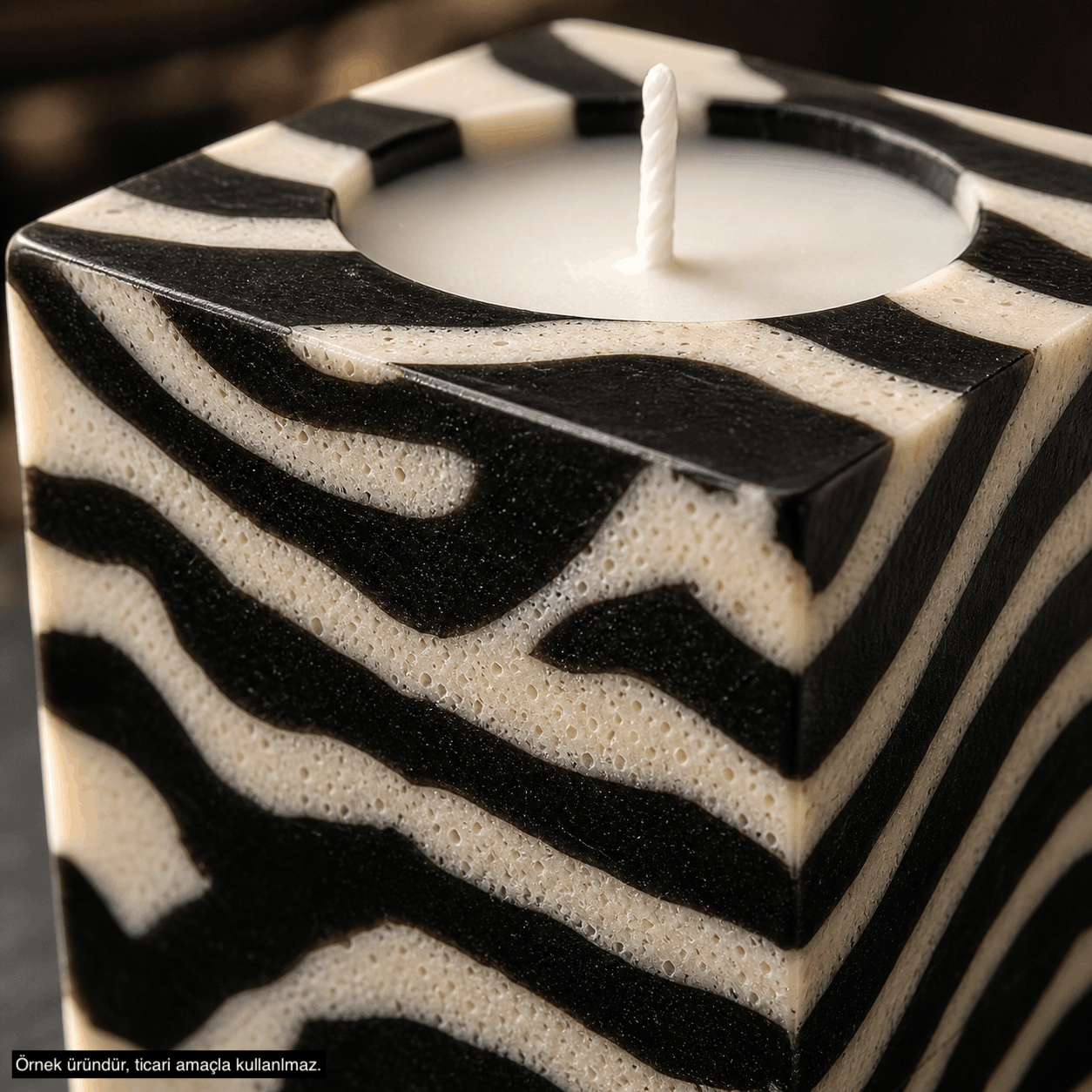 Zebra Desenli Dekoratif Mum Seti (2’li)