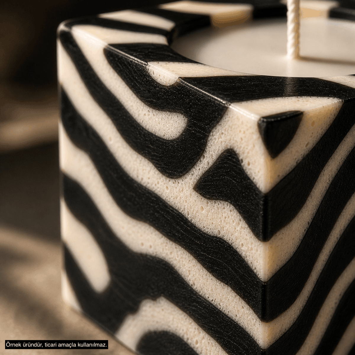 Zebra Desenli Dekoratif Mum Seti (2’li)