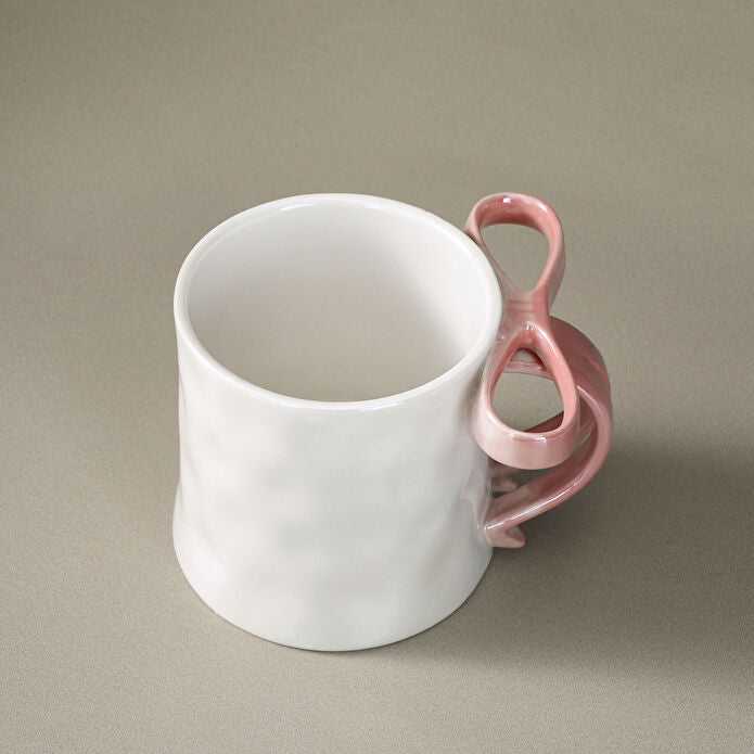 Pembe Kurdele Kupa