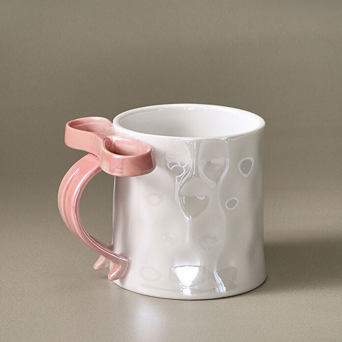 Pembe Kurdele Kupa